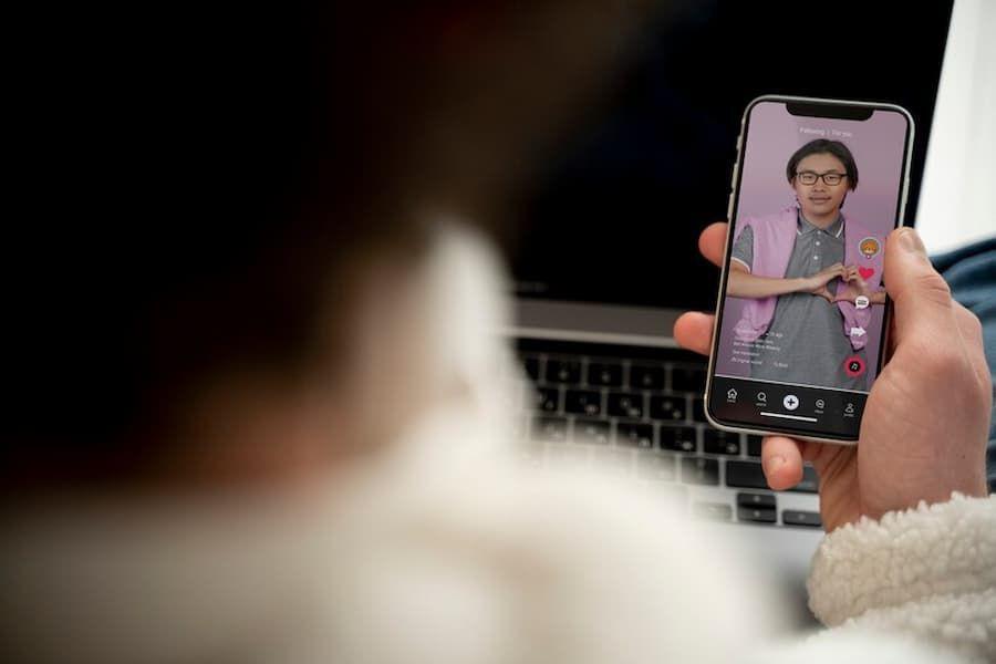 ⁠Cara Mengaktifkan Terjemahan dan Memunculkannya di TikTok