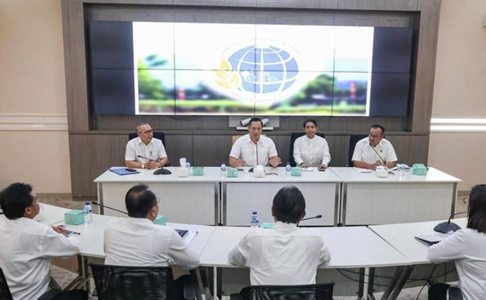 Hari pertama Agus Harimurti Yudhoyono (AHY) berkantor di Kementerian ATR/BPN. (instagram.com/agusyudhoyono)