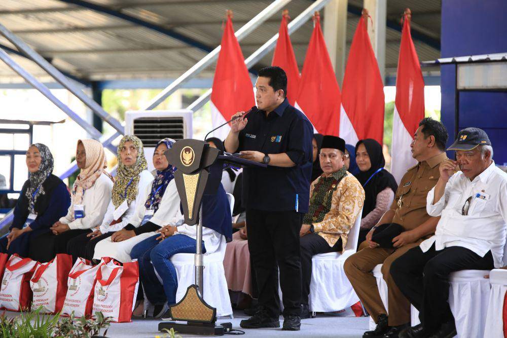 Erick memaparkan tentang dampak PNM bagi masyarakat Indonesia, terutama perempuan prasejahtera di Indonesia. (Dok. PNM)
