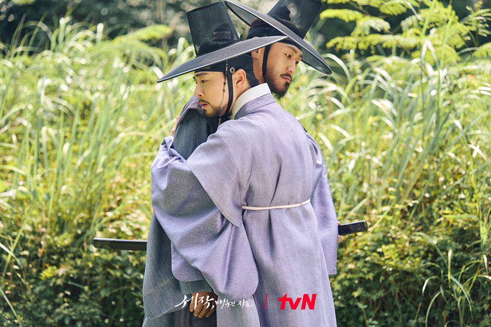 Kang Hong Seok dan Jo Jung Suk di Captivating the King (twitter.com/CJnDrama)
