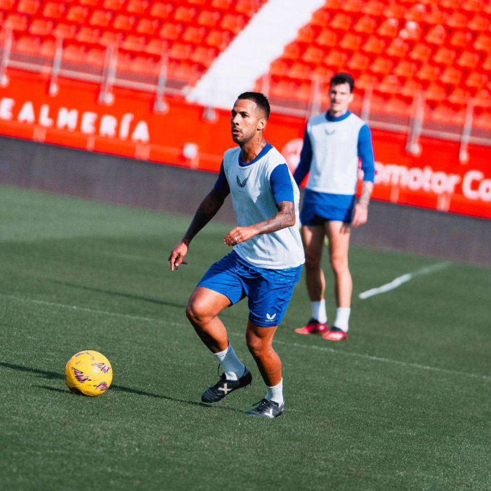 Jonathan Viera (instagram.com/jonathanvieraramos21)