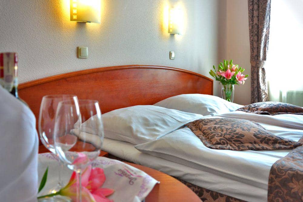 ilustrasi kamar hotel (pexels.com/PhotoMIX Company)