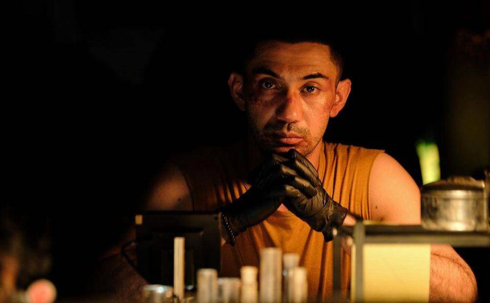 Reza Rahadian di film 24 Jam Bersama Gaspar (dok. Visinema Pictures/24 Jam Bersama Gaspar)