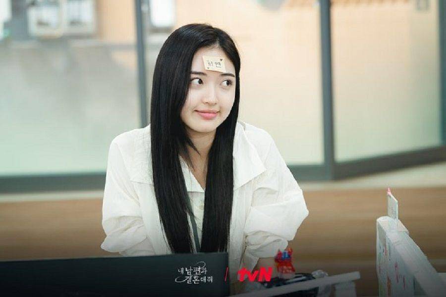 Choi Gyu Ri pemeran Yoo Hee Yeon di drakor Marry My Husband (instagram.com/whysodurious)
