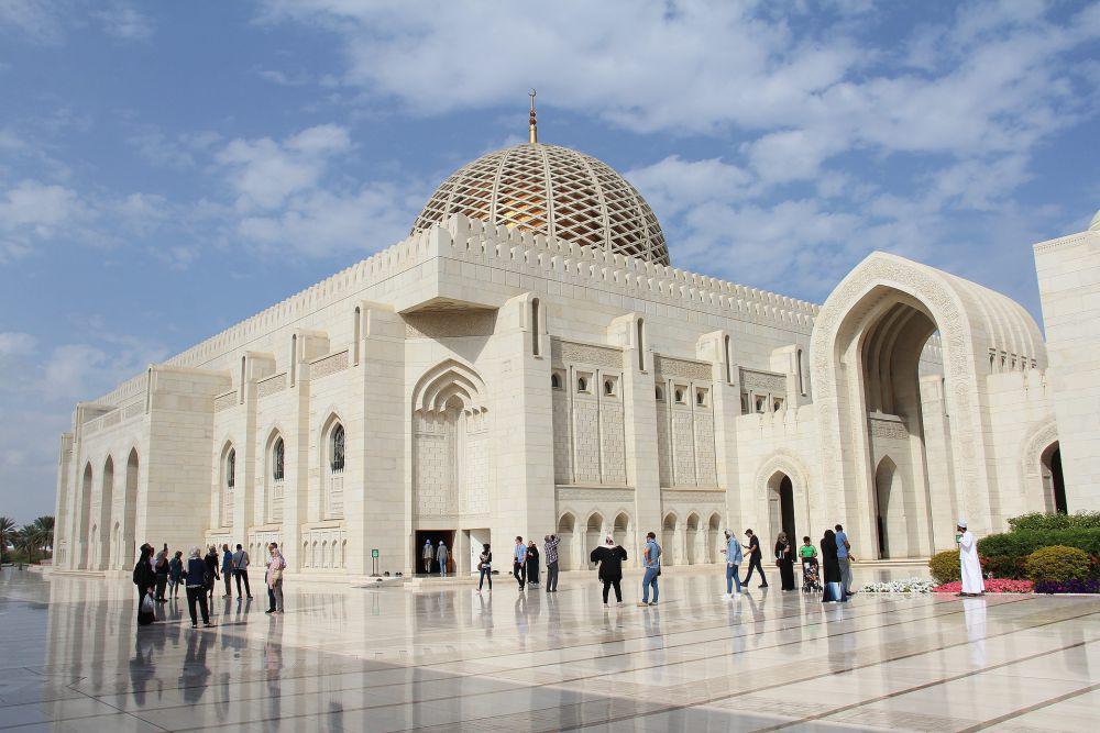 5 Karakteristik Arsitektur Masjid Sultan Qaboos, Icon Kesultanan Oman