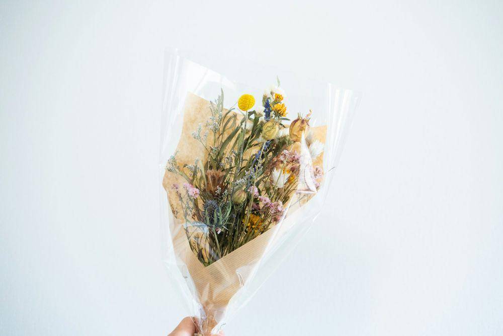 ilustrasi buket dried flower (unsplash.com/Takehiro Tomiyama)