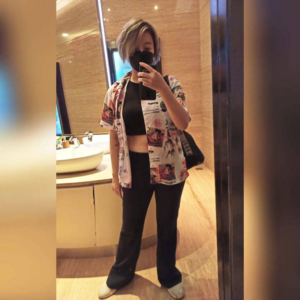 inspirasi OOTD edgy ala artis (instagram.com/leonyvh)