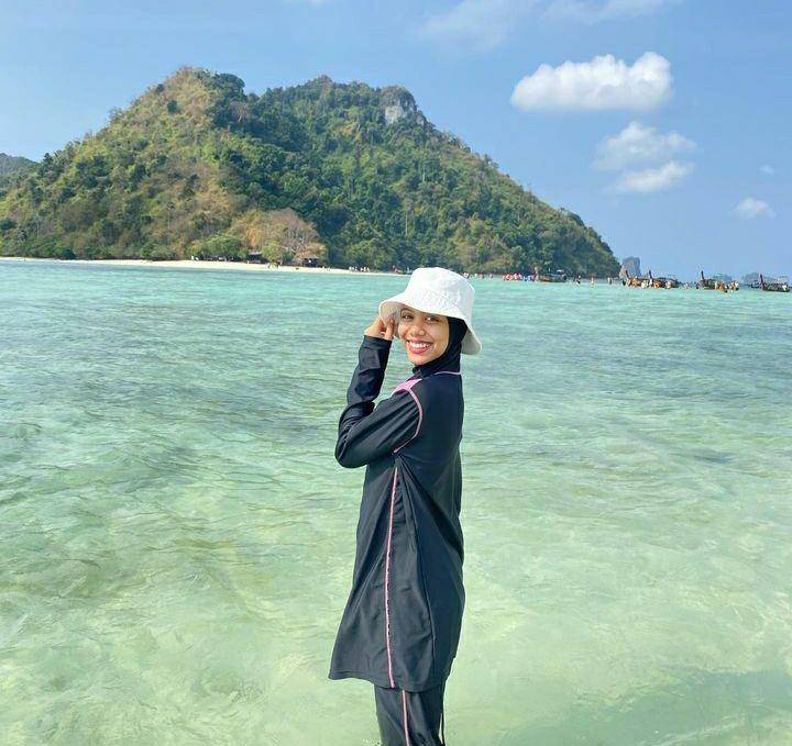 potret Sarah Suhairi penyanyi lagu SAH (instagram.com/sarahsuhairi)