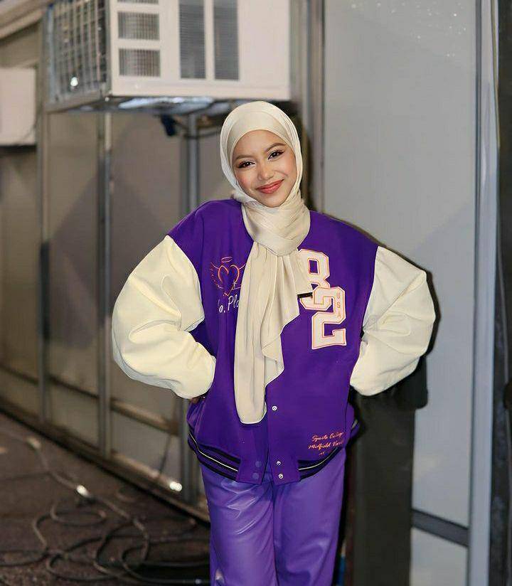 potret Sarah Suhairi penyanyi lagu SAH (instagram.com/sarahsuhairi)
