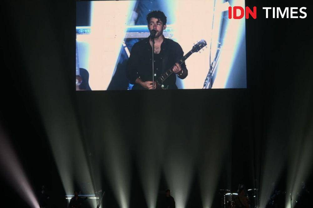 momen keseruan konser Jonas Brothers di ICE BSD City pada Sabtu (24/2/2024) (IDN Times/Elizabeth Chiquita)