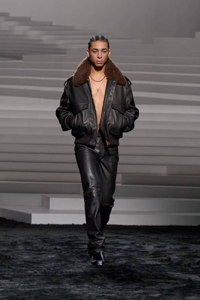 Versace F/W '24 di Milan Fashion Week 2024 (dok. Versace)