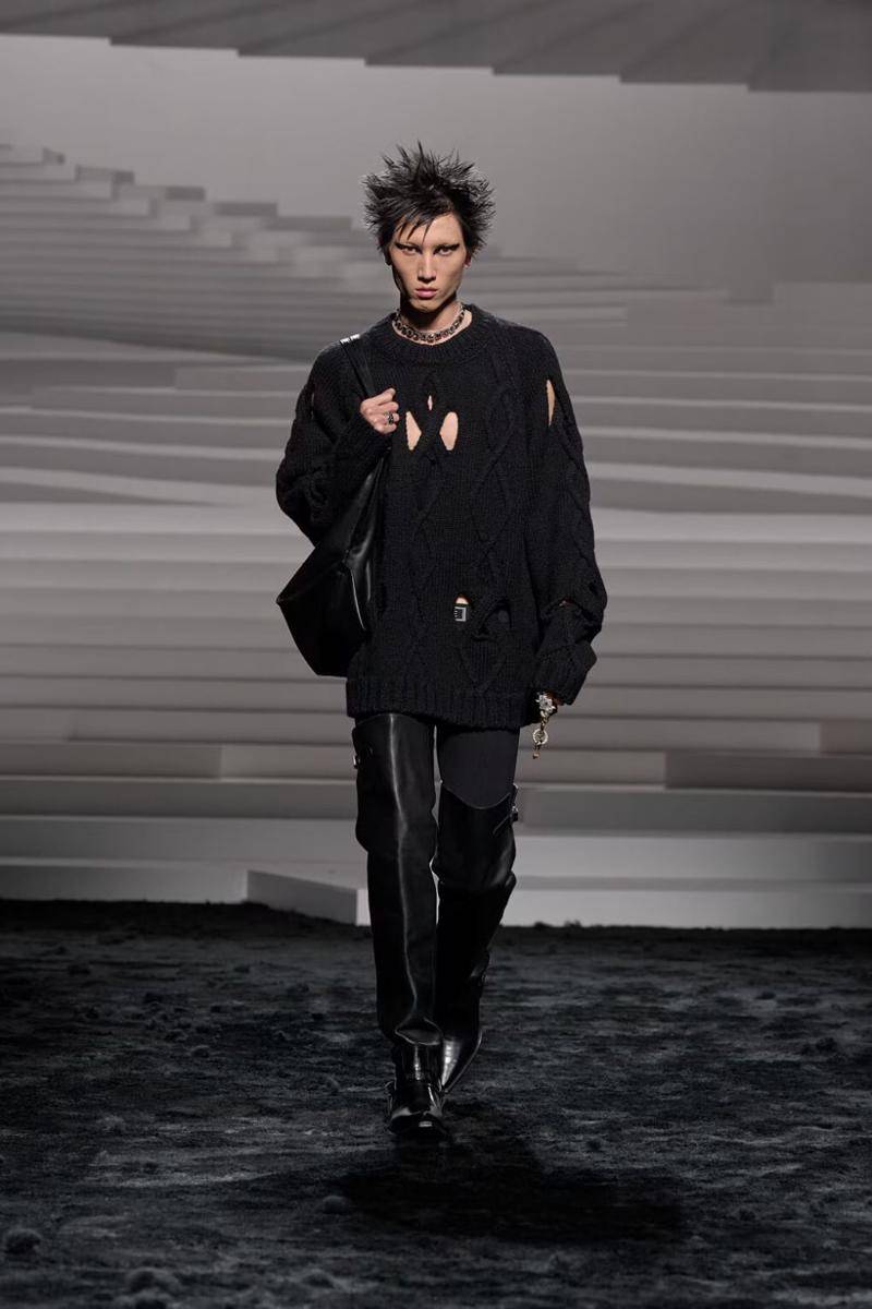 Versace F/W '24 di Milan Fashion Week 2024 (dok. Versace)