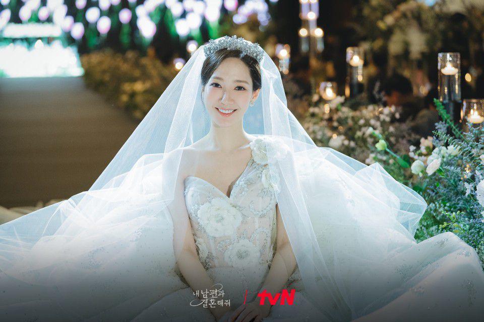 Kehidupan Kang Ji Won Marry My Husband sebelum vs setelah Time Travel