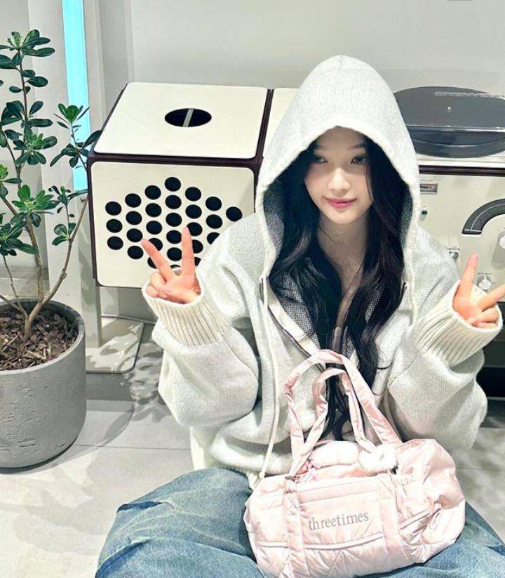 potret Joy Red Velvet (instagram.com/_imyour_joy)