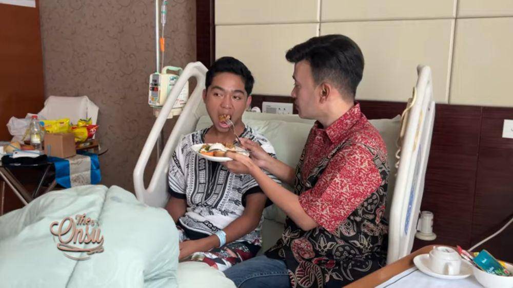 potret Betrand Peto dan Thalia di rumah sakit (dok.youtube.com/theonsu)