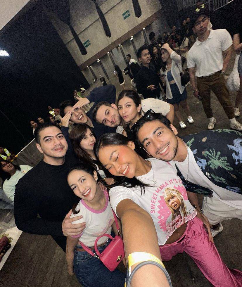 potret Sarah Keihl nonton konser Jonas Brothers (instagram.com/sarahkeihl)