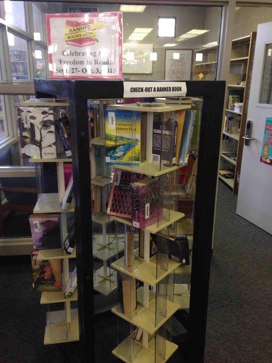 potret hal unik di perpustakaan sekolah (reddit.com/user/madethisforposts)