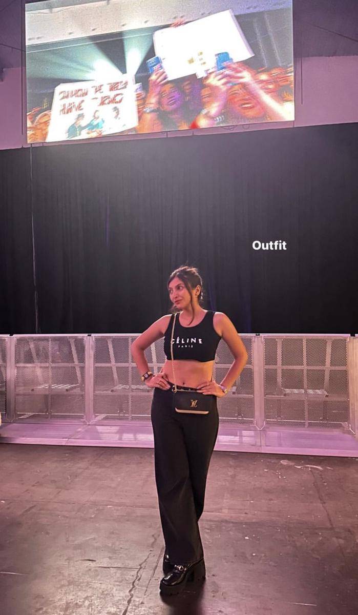 potret Sarah Keihl nonton konser Jonas Brothers (instagram.com/sarahkeihl)
