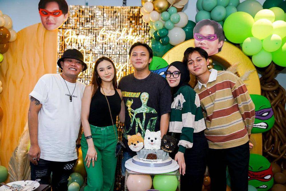 potret kejutan ultah ke-26 Rizky Febian (Instagram.com/putridelinaa)