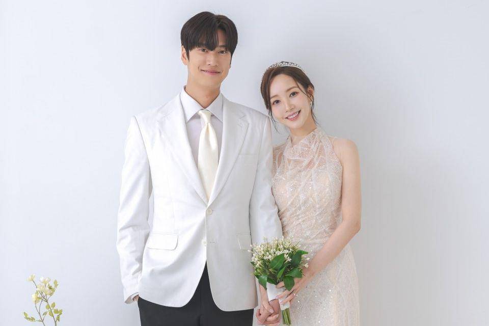 Na In Woo dan Park Min Young di Marry My Husband (dok. tvN/Marry My Husband)