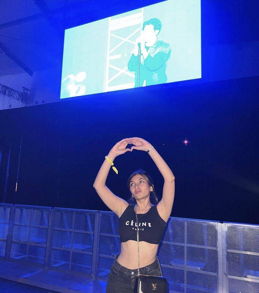 potret Sarah Keihl nonton konser Jonas Brothers (instagram.com/sarahkeihl)