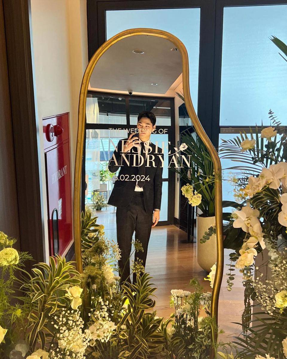 dekorasi akad nikah Nessie Judge (instagram.com/bungkorea)