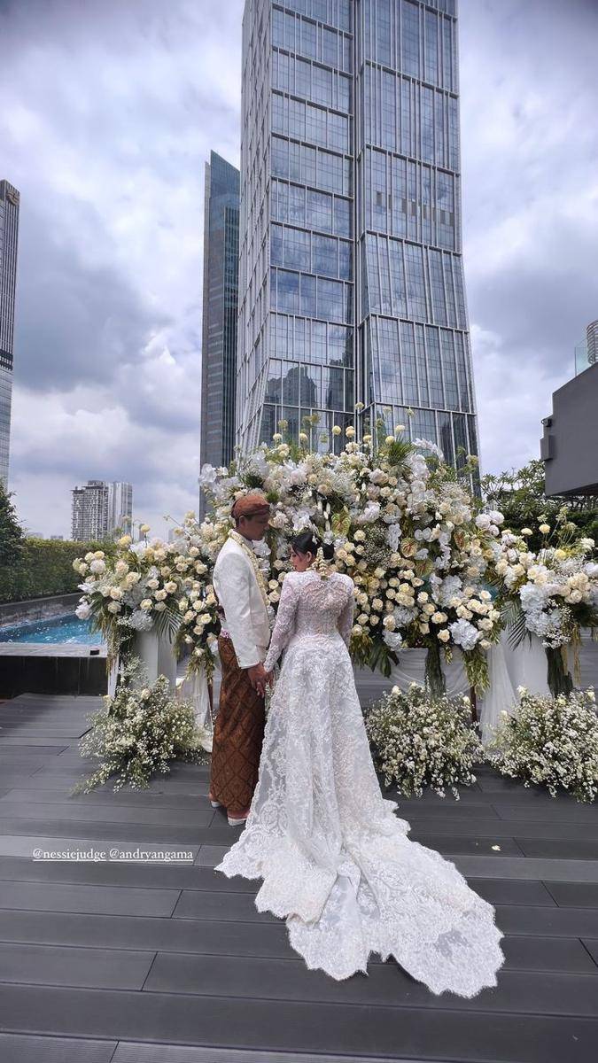 dekorasi akad nikah Nessie Judge (instagram.com/niloverjudge)