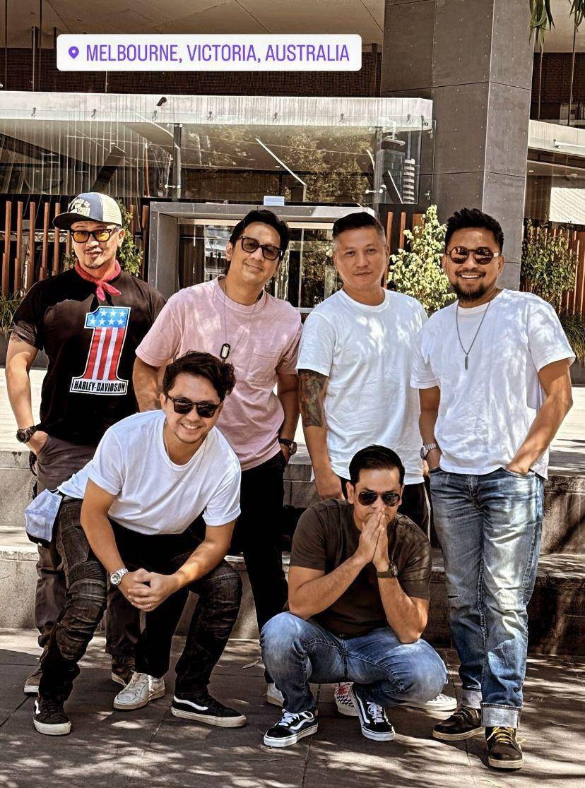 potret The Prediksi touring di Melbourne (Instagram.com/andreastaulany)