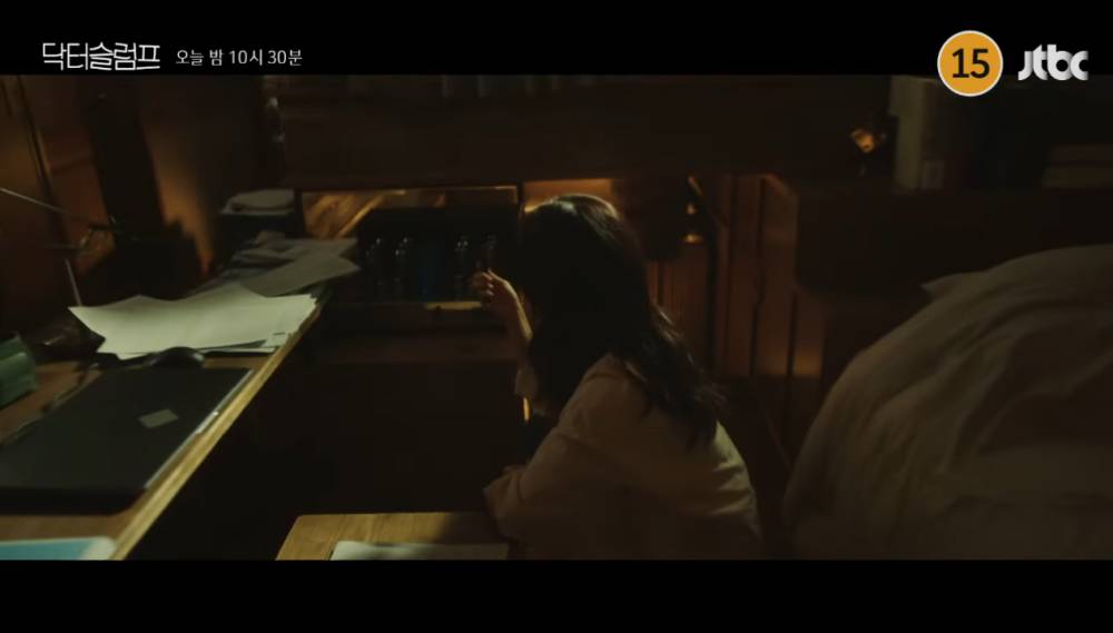 cuplikan drama Doctor Slump (youtube.com/@JTBCdrama)