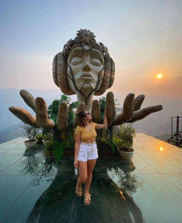 Moana Sapa, Vietnam (instagram.com/nik.solomou.music)