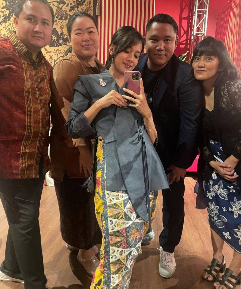 Gista Putri (instagram.com/gistaputri)