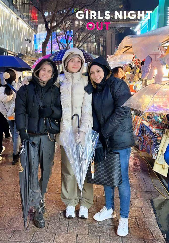 potret Zaskia Adya Mecca dan bestie di Korea (instagram.com/zaskiadyamecca)