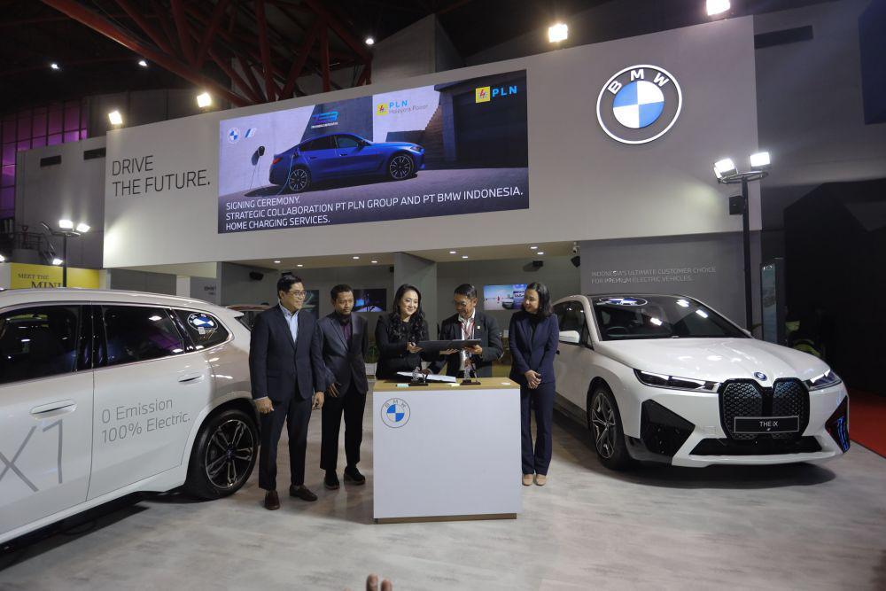 BMW Indonesia Kolaborasi dengan PLN untuk Layanan Home Charging