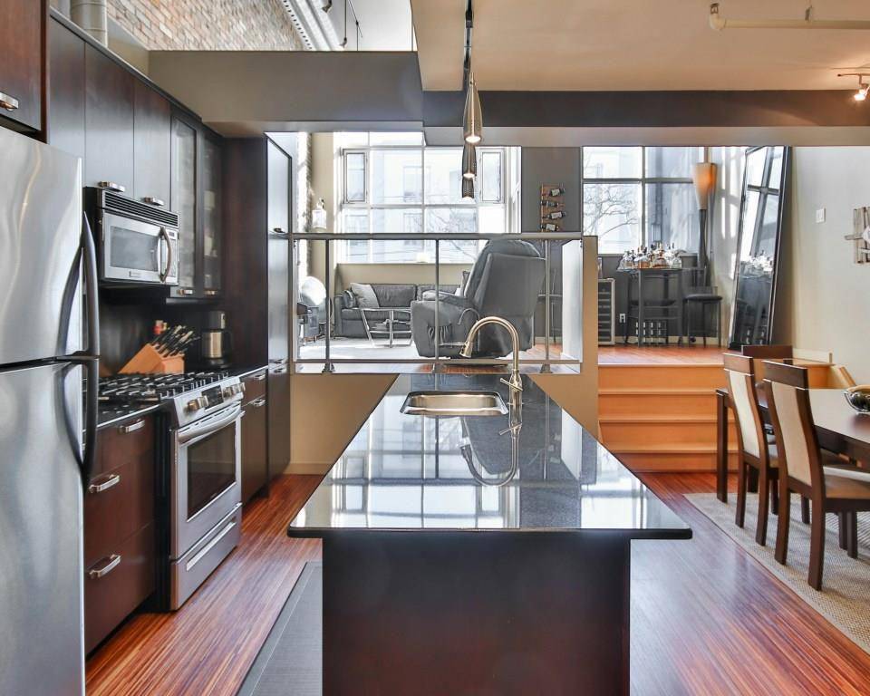 ilustrasi kitchen island memanjang (unsplash.com/Lotus Design N Print)