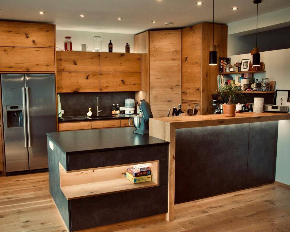 ilustrasi kitchen island dilengkapi ruang penyimpanan terbuka (unsplash.com/Sebastian Graser)