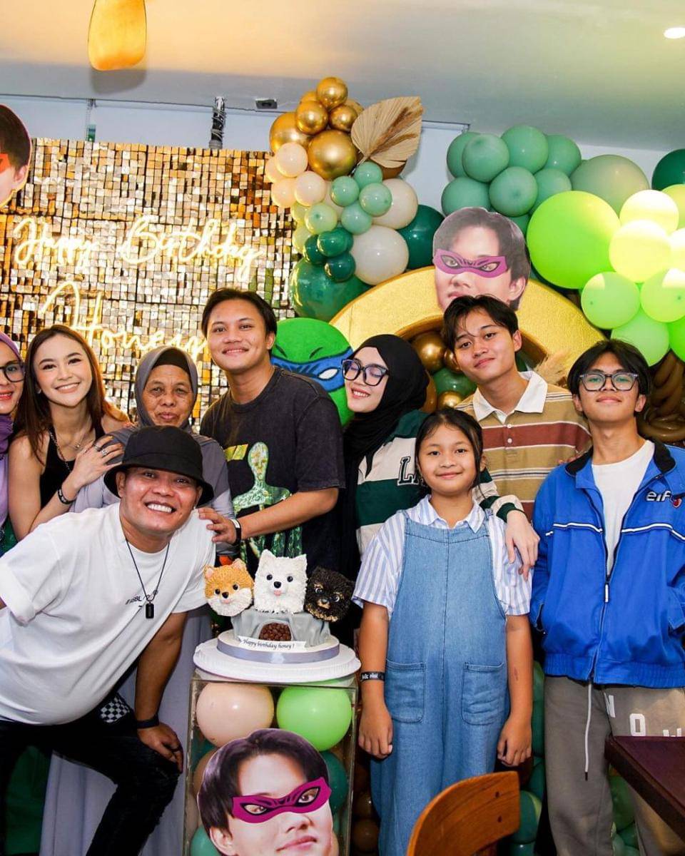 potret ultah Rizky Febian ke-26 (instagram.com/ferdinan_sule)
