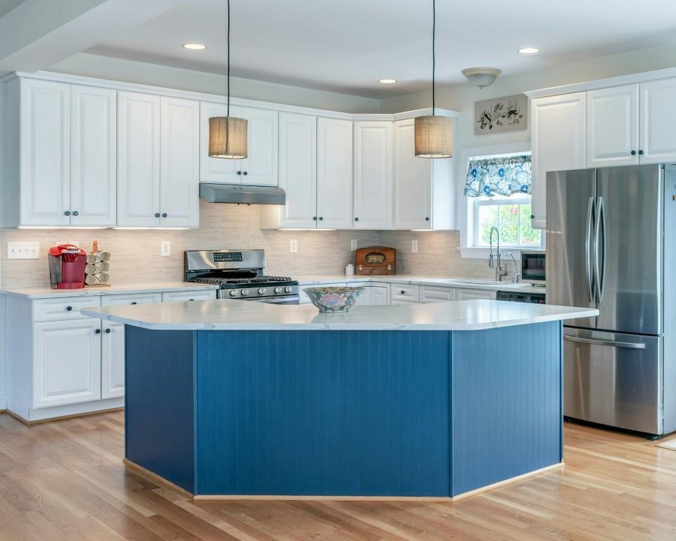 9 Desain Kitchen Island untuk Dapur Kekinian