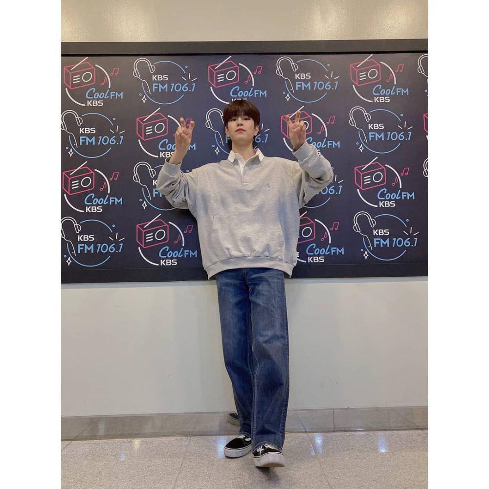 OOTD hangout ala Seungmin Stray Kids (instagram.com/realstraykids)