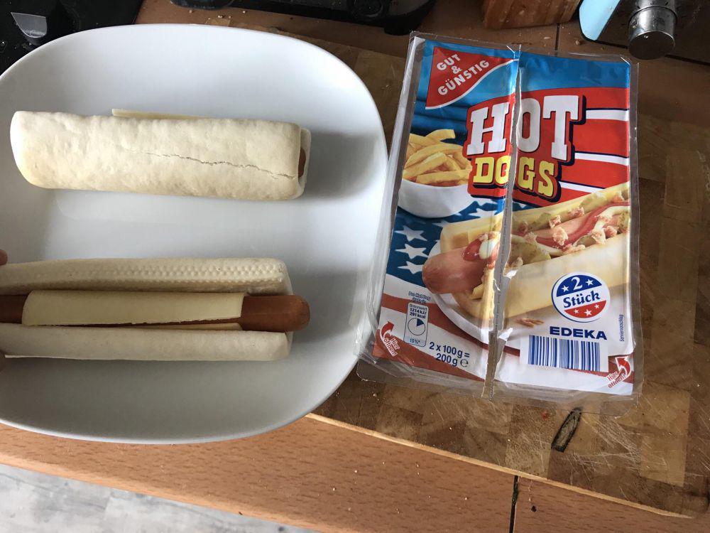 10 Potret Kocak Beli Hotdog Gak Sesuai Ekspektasi, Kacau!