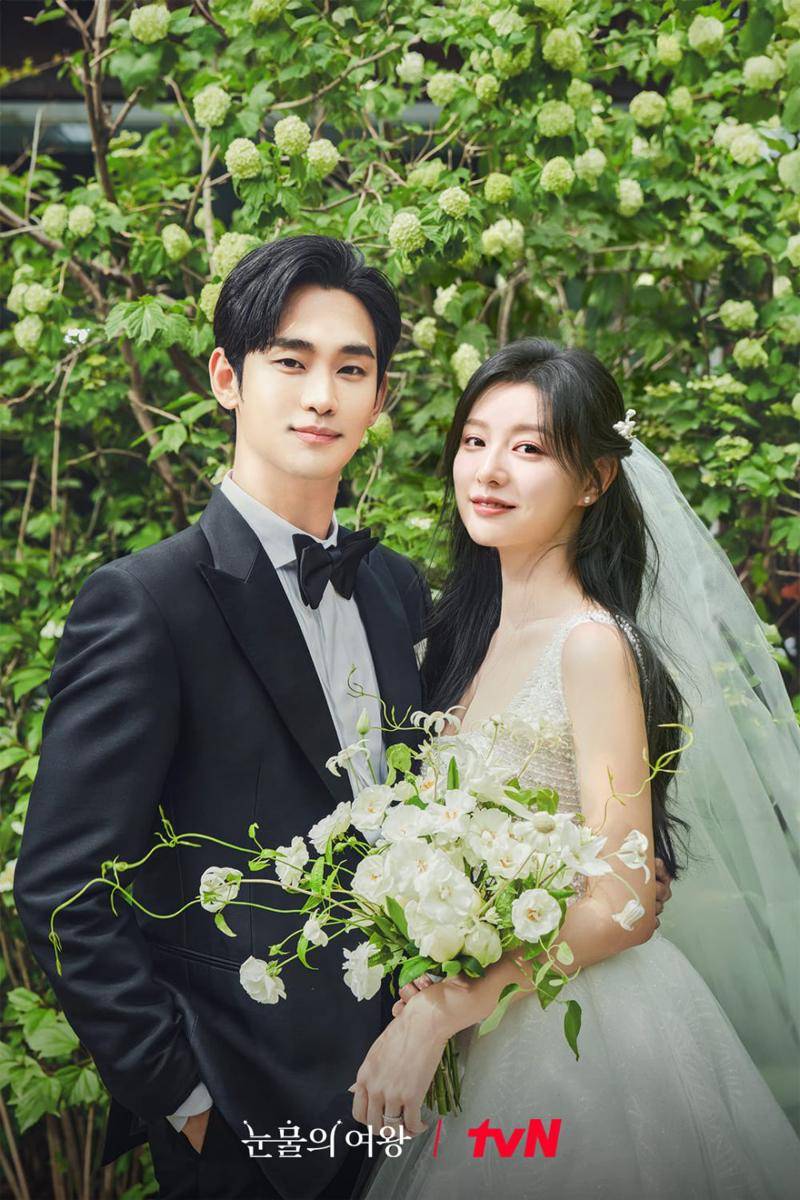 potret Kim Soo Hyun dan Kim Ji Won dalam drama Korea Queen of Tears (dok. tvN)
