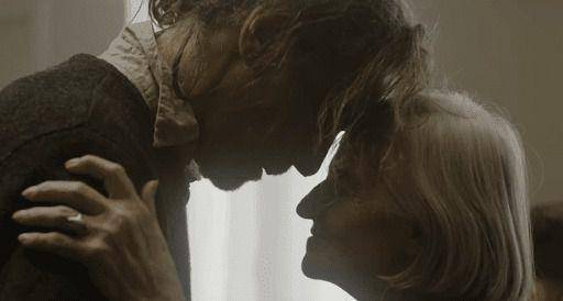 cuplikan video musik lagu Novo Amor - Carry You (youtube.com/novoamorofficial)