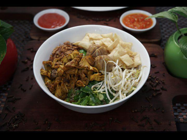 Resep Mie Ayam Rumahan, Lezat dan Menggugah Selera