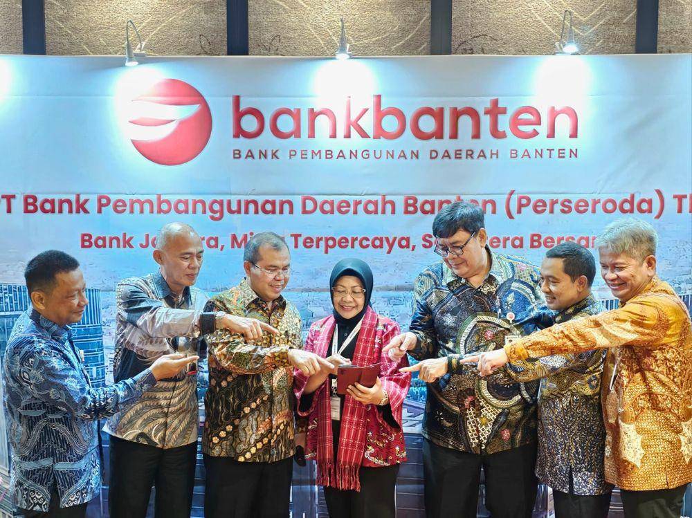 PT Bank Pembangunan Daerah Banten Tbk (BEKS) menyelenggarakan Rapat Umum Pemegang Saham Luar Biasa (RUPSLB) Tahun 2024 di Aston Serang Hotel & Convention, pada Jumat (23/2/2024). (dok. Bank Banten)
