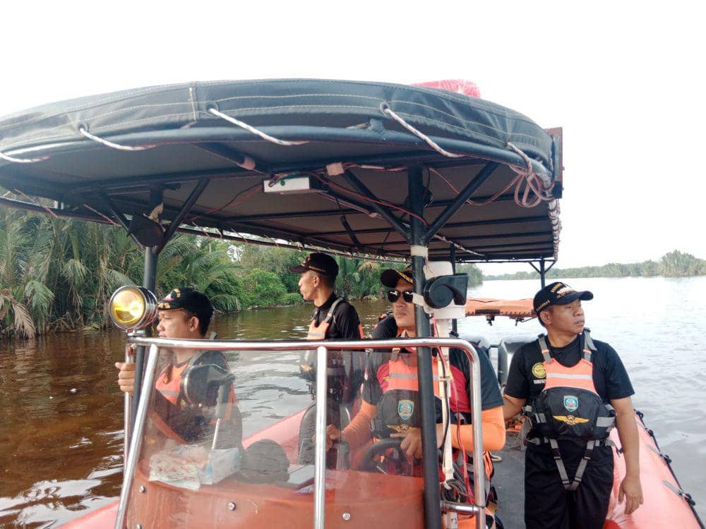 Proses pencarian korban tenggelam di Banyuasin (Dok: Basarnas Palembang)