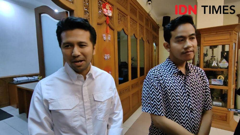 Emil Dardak temui Gibran Rakabuming di Balaikota Solo. (IDN Times/Larasati Rey)