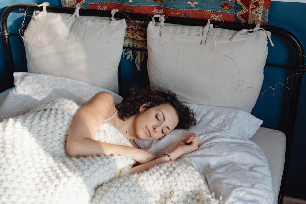 ilustrasi tidur siang (pexels.com/Karolina Grabowska)