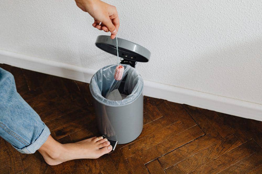 ilustrasi tempat membuang sampah di rumah (pexels.com/Karolina Grabowska)