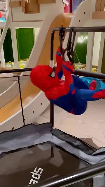 potret Cipung cosplay jadi Spiderman (instagram.com/raffinagita1717)
