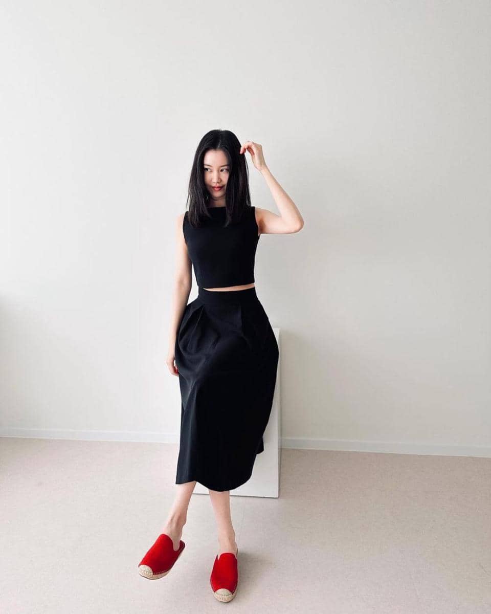 Kim Yewon (instagram.com/__kimyewon)