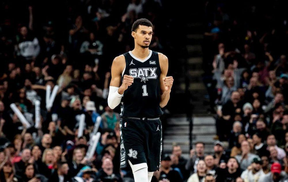 Performa 5 Pemain Inti San Antonio Spurs pada Paruh Musim 2023/2024